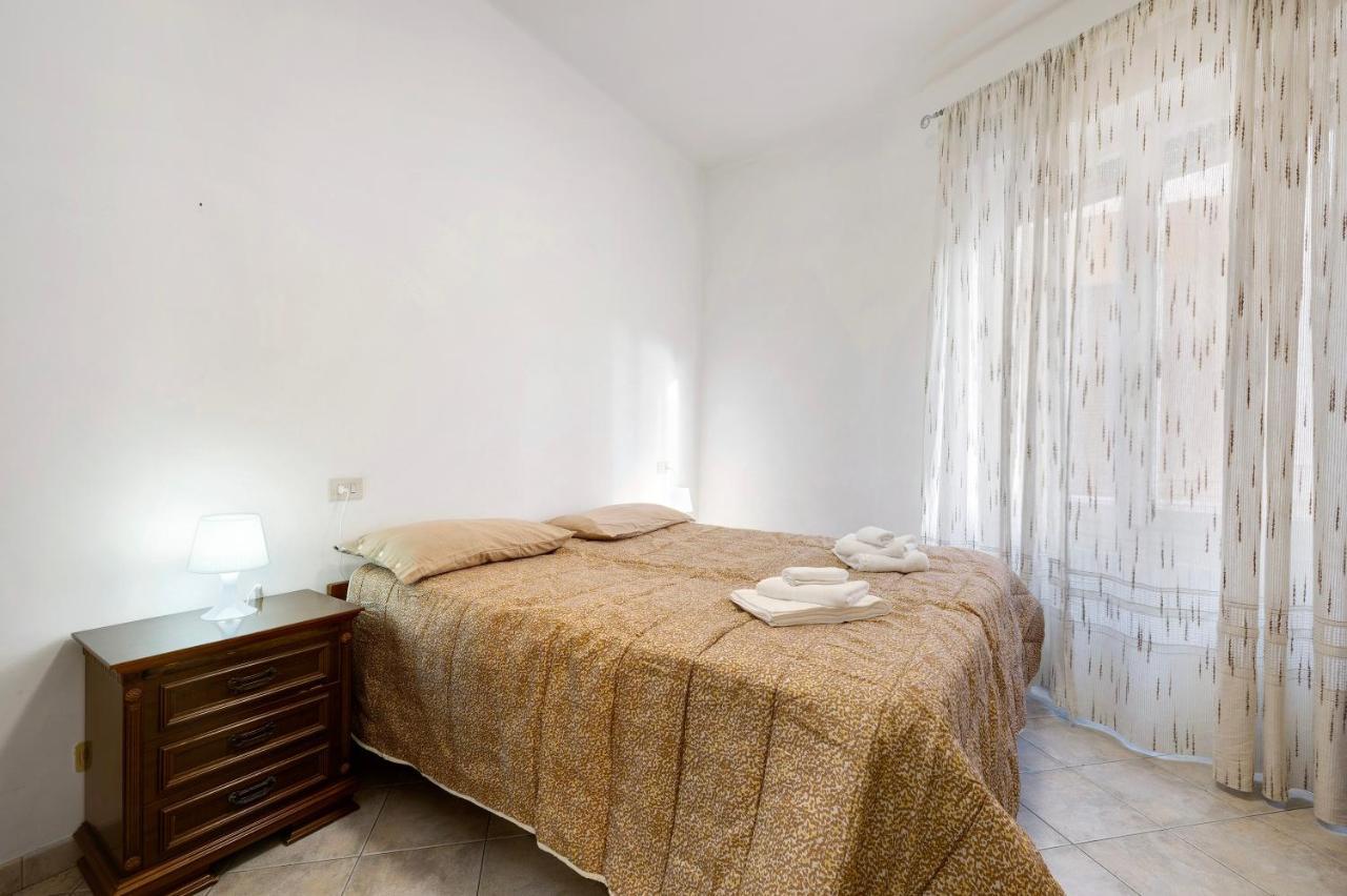 Appartement Casa Rosa à Loano Extérieur photo